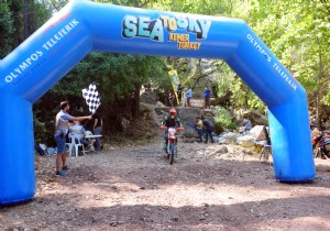 Sea To Sky Enduro Motosiklet Yarna Orman Etabyla Devam